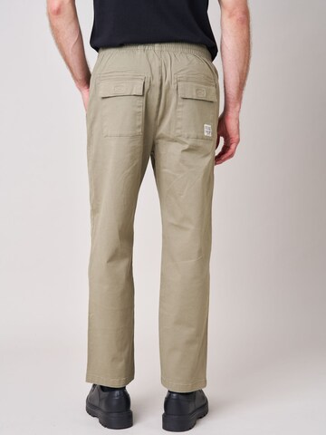 Deeluxe Loosefit Hose‌‌‌‌‌‌ in Grün