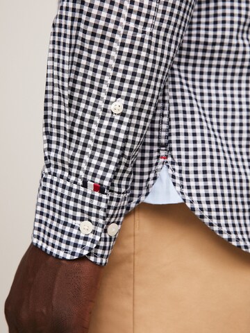 TOMMY HILFIGER Regular fit Button Up Shirt in Blue