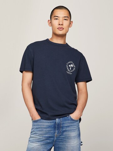 Tommy Jeans T-Shirt 'NOVELTY' in Blau: Vorderseite