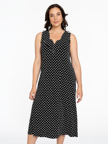 Yoek Dress ' Polka' in Black: front