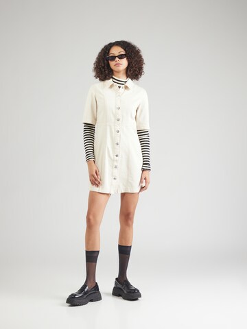 Abito camicia di ONLY in beige