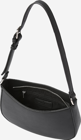ABOUT YOU Handbag 'Ella' in Black