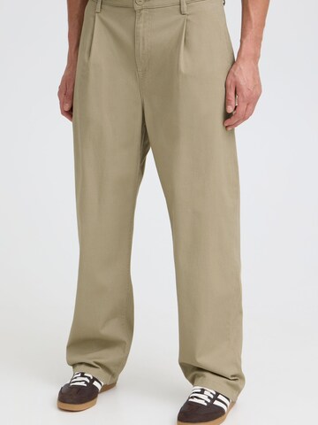 !Solid - Loosefit Pantalón chino 'SDMohan' en marrón