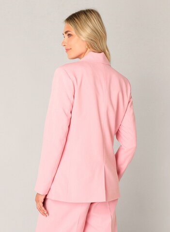 BASE LEVEL Blazer in Pink