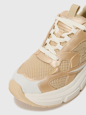 STEVE MADDEN Sneakers laag 'Power 1' in Goud