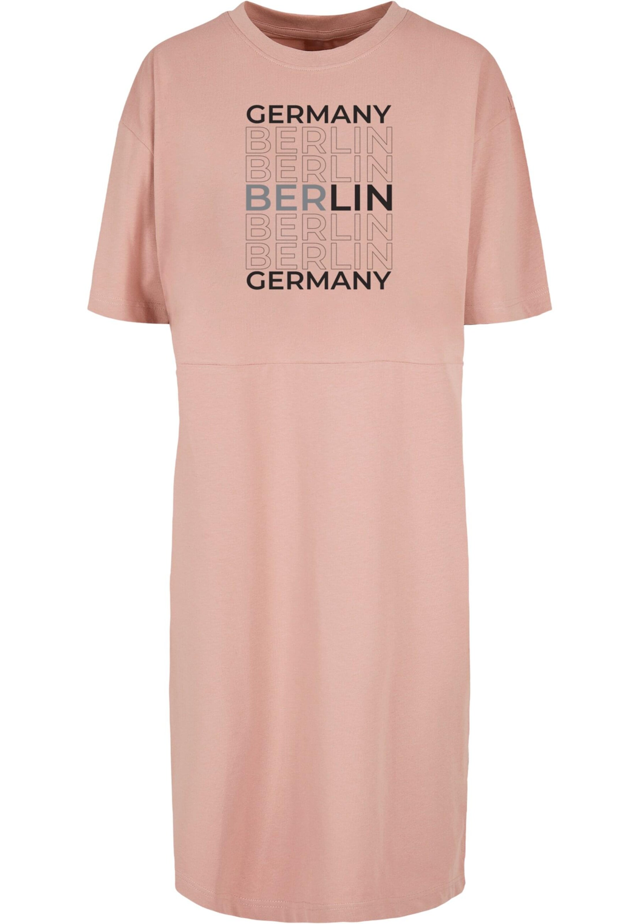 Merchcode Oversized dress 'Berlin' in Pink: front