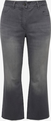 Angel of Style Flared Jeans in Grey: front