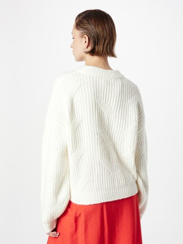 Pull-over NLY by Nelly en blanc