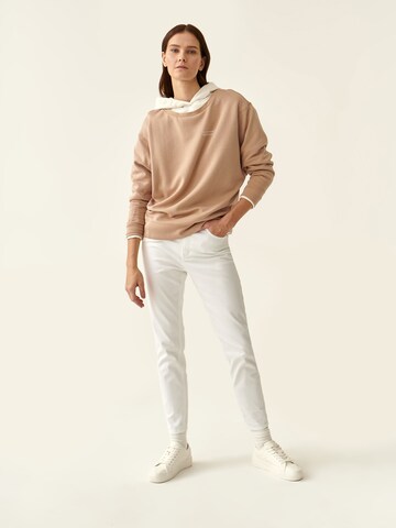 TATUUMSweater majica 'Tati' - bež boja