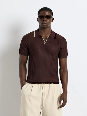 Burocs Shirt in Brown: front
