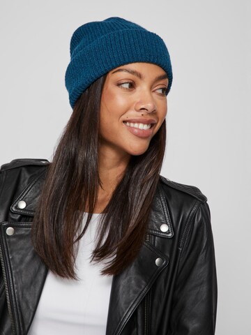 VILA Beanie 'Della' in Blue: front