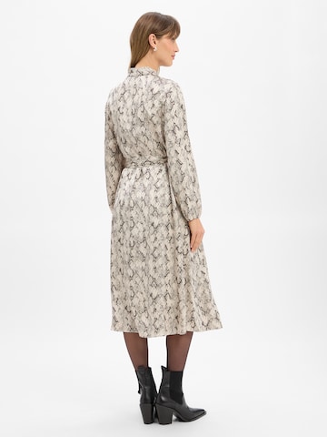 COMMA Shirt Dress in Beige