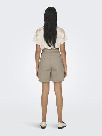 ONLY Regular Pleat-Front Pants in Beige