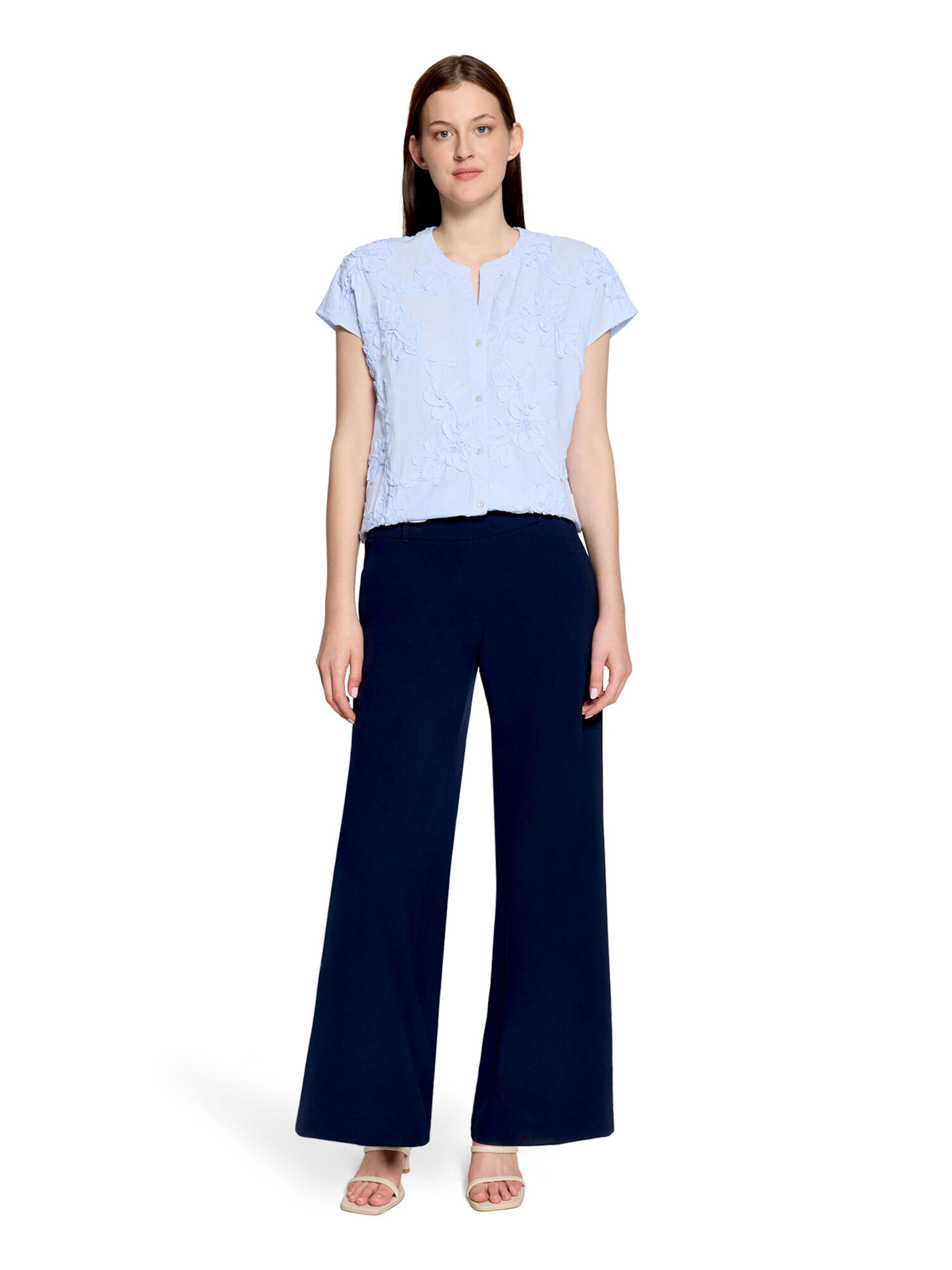 Betty & Co Hemdbluse mit Stickerei in Weiß