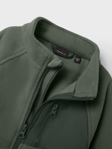 Veste en polaire 'Move' NAME IT en vert