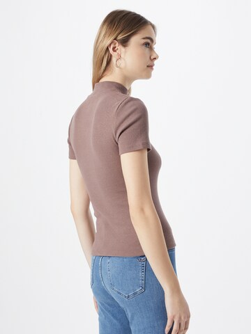 GAP T-Shirt in Braun