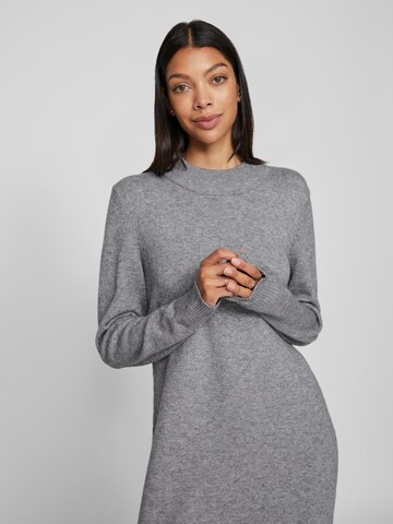 Abito in maglia 'VIRil' di VILA in grigio