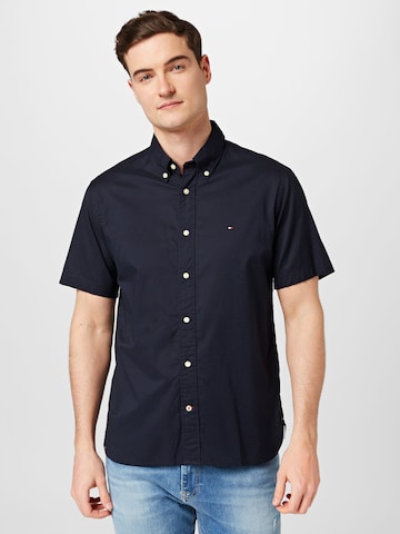 Coupe regular Chemise TOMMY HILFIGER en bleu : devant