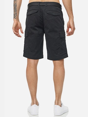 Tazzio Regular Cargohose 'A200' in Schwarz