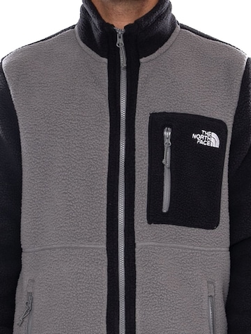 Giacca di felpa 'M YUMIORI FULL ZIP SMOKE PEARL' di THE NORTH FACE in grigio