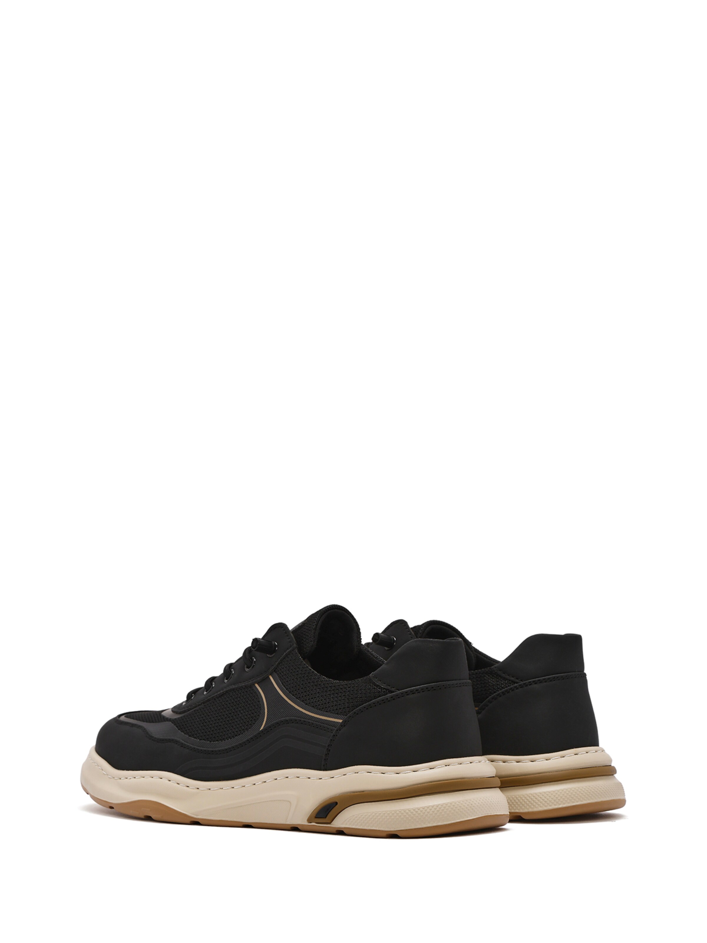 Sneaker bassa di Derimod in nero