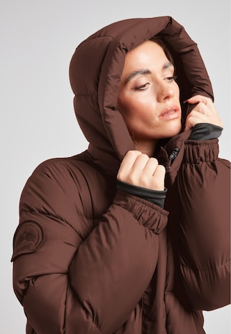 Cappotto invernale 'Cocoon' di JACK1T in marrone