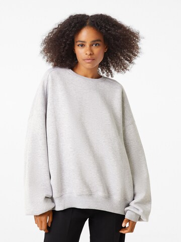 Bershka Sweatshirt i grå: framsida