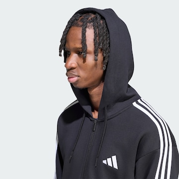 Veste de survêtement 'Essentials' ADIDAS SPORTSWEAR en noir