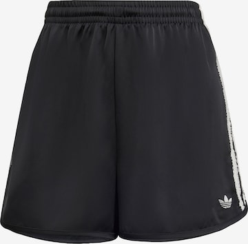 ADIDAS ORIGINALS Loosefit Housut 'Satin Shorts Ruffle' värissä musta: etupuoli