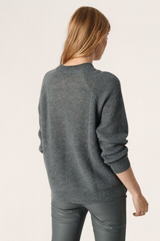 SOAKED IN LUXURY Pullover 'Tuesday' in Blau