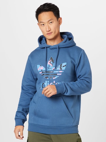 ADIDAS ORIGINALS Sweatshirt 'Camo Series Infill' in Blauw: voorkant