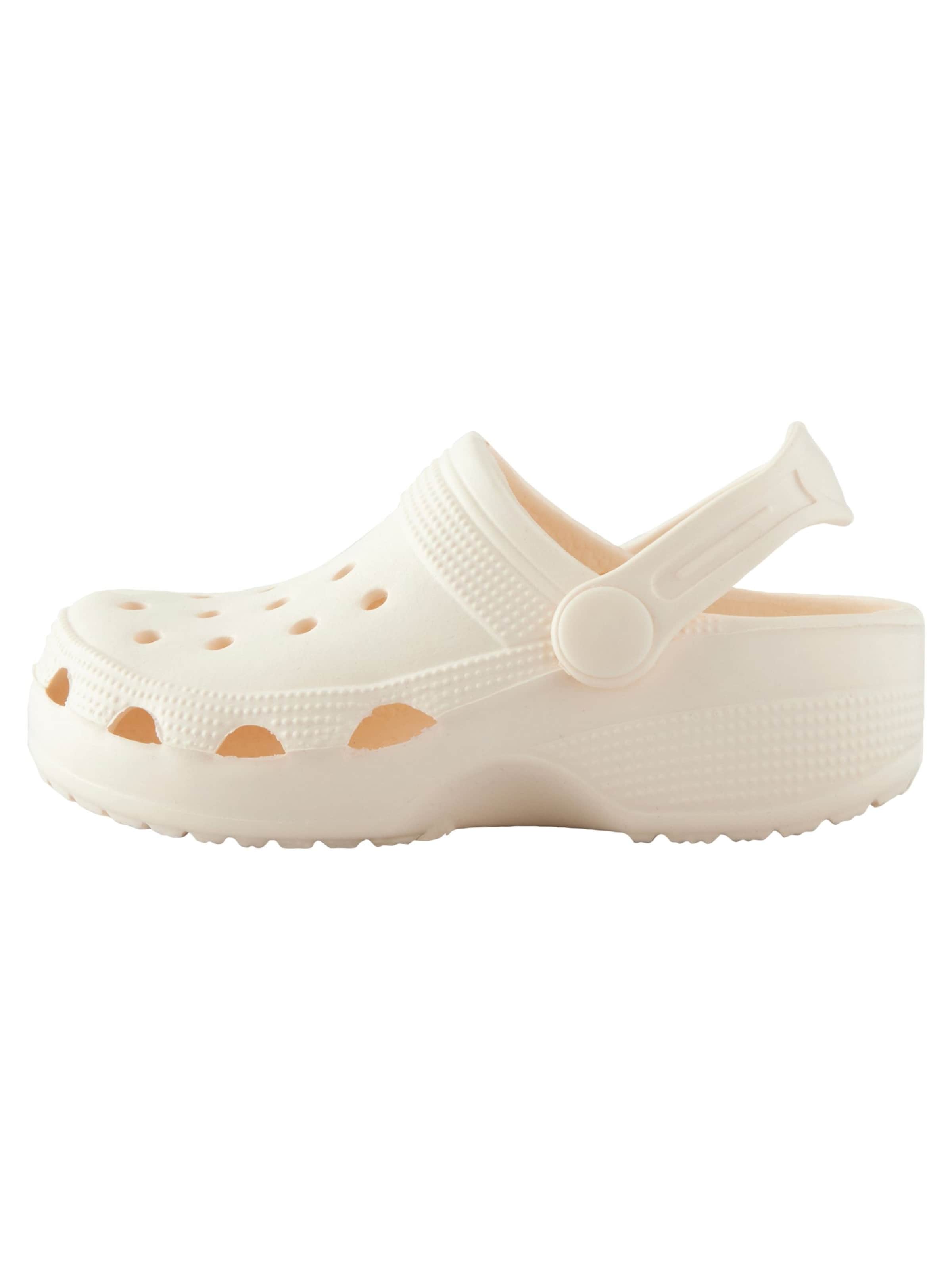 Next Сандали в бежово: отпред