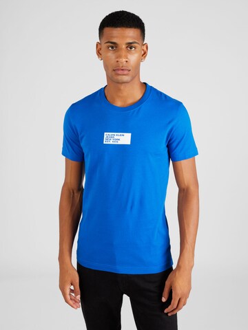 T-Shirt Calvin Klein Jeans en bleu : devant