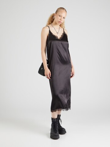 Rochie 'PCKARLA' de la PIECES pe negru: față
