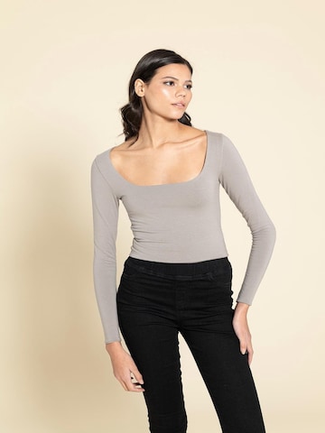 For You Moda Blouse in Grijs: voorkant