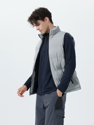 Youthup Vest in Grey