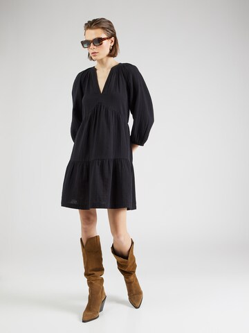 GAP Dress in Black: front