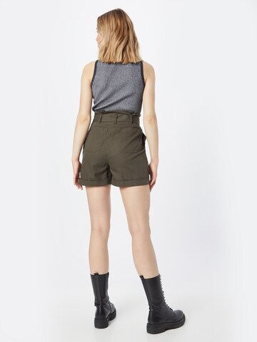 Warehouse Regular Pleat-front trousers in Green