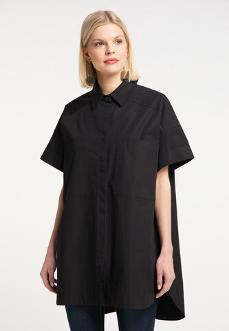 RISA Blouse in Zwart: voorkant