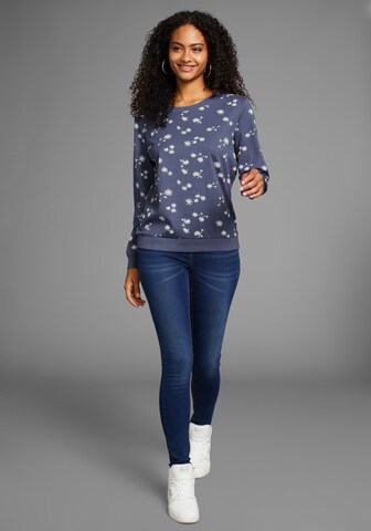 KangaROOS Sweatshirt in Blau