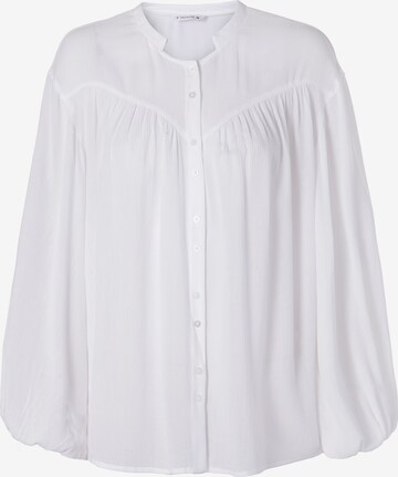 TATUUM - Blusa 'FRICO' en blanco: frente