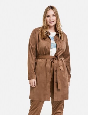 SAMOON Between-seasons coat in Brown: front