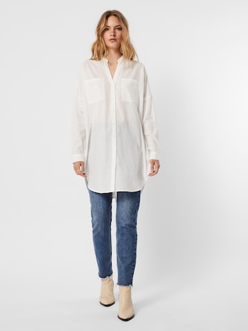 VERO MODA Blouse 'Isabell' in Wit
