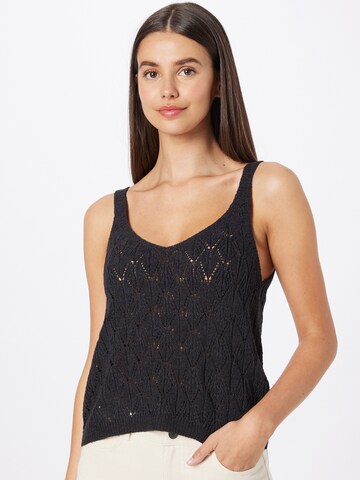 JDY Knitted Top in Black: front