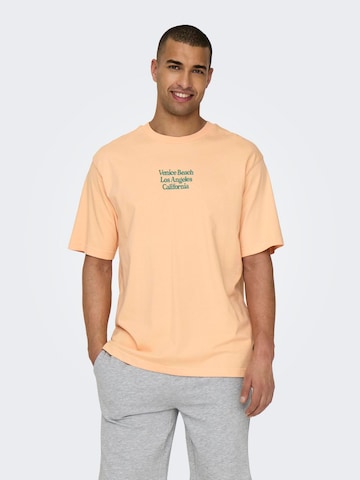 Only & Sons Μπλουζάκι 'KENNY' σε πορτοκαλί: μπροστά