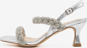 KAMMI Sandals in Silver