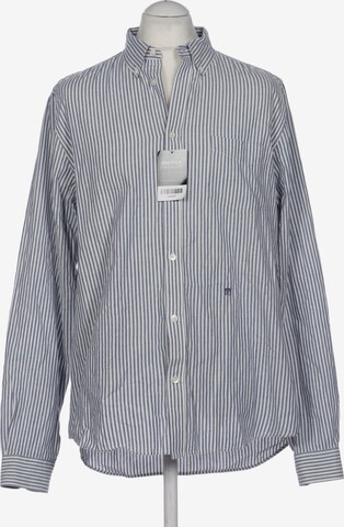 Closed Button Up Shirt in L in Blue: front