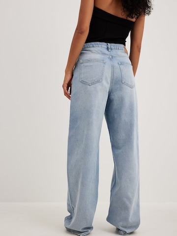 NA-KD Loosefit Jeans in Blau