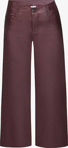 ze-ze Wide leg Byxa 'Issey 207' i röd: framsida
