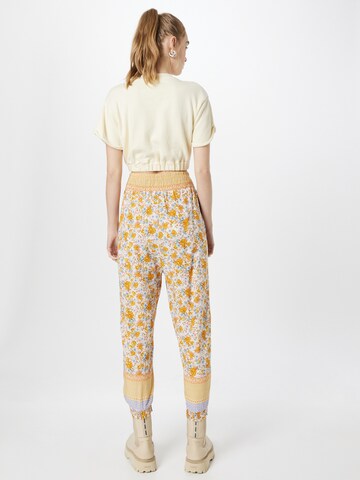 Cream Tapered Pants 'Olina' in Yellow